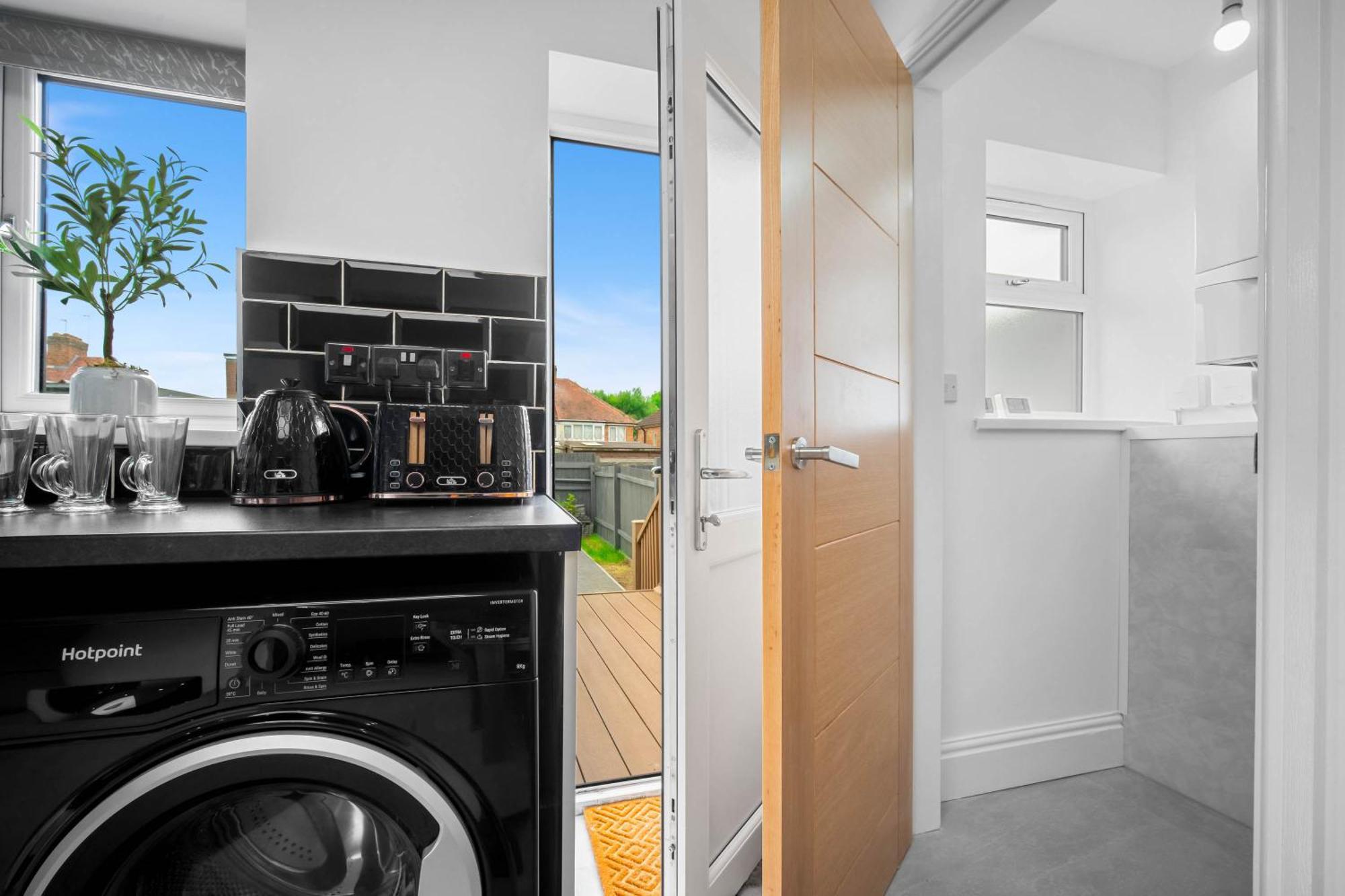 5 Bedroom House Solihull 10 Mins Drive From Bhx & Nec Private Off Road Parking برمنغهام المظهر الخارجي الصورة